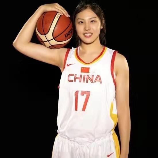 宝贝乖让我尿在里边h