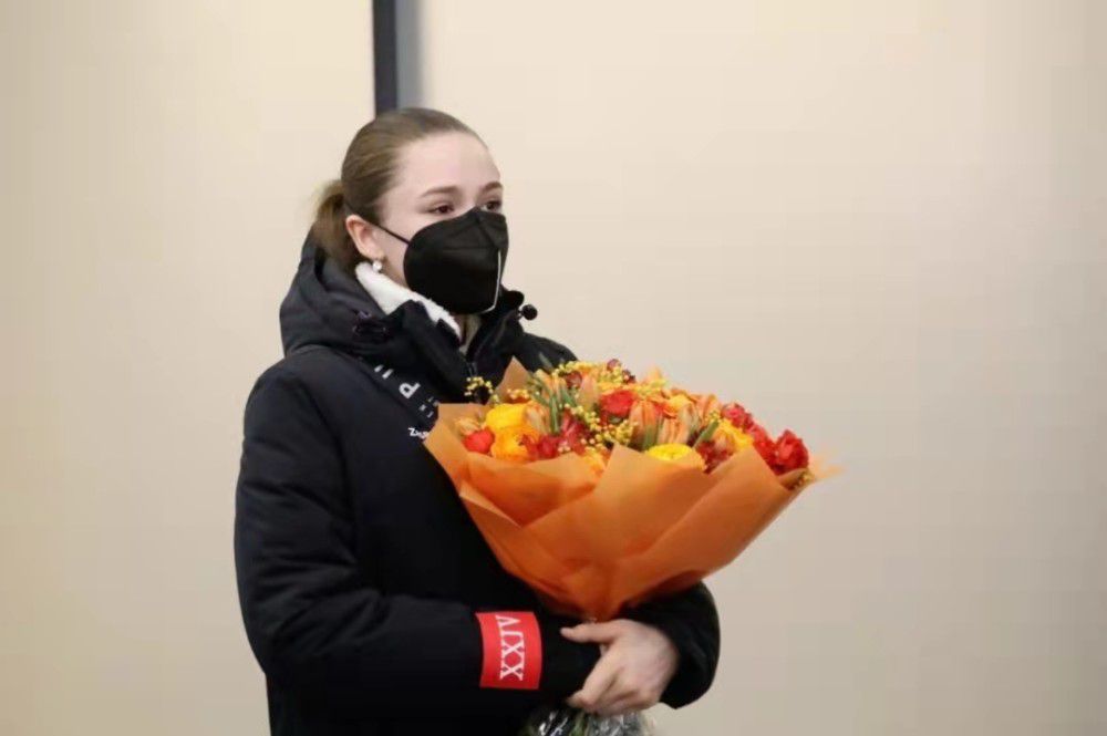 外出寄宿的妻子