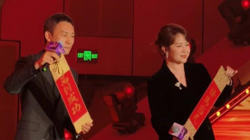 挺进老师的紧窄的小肉六视频
